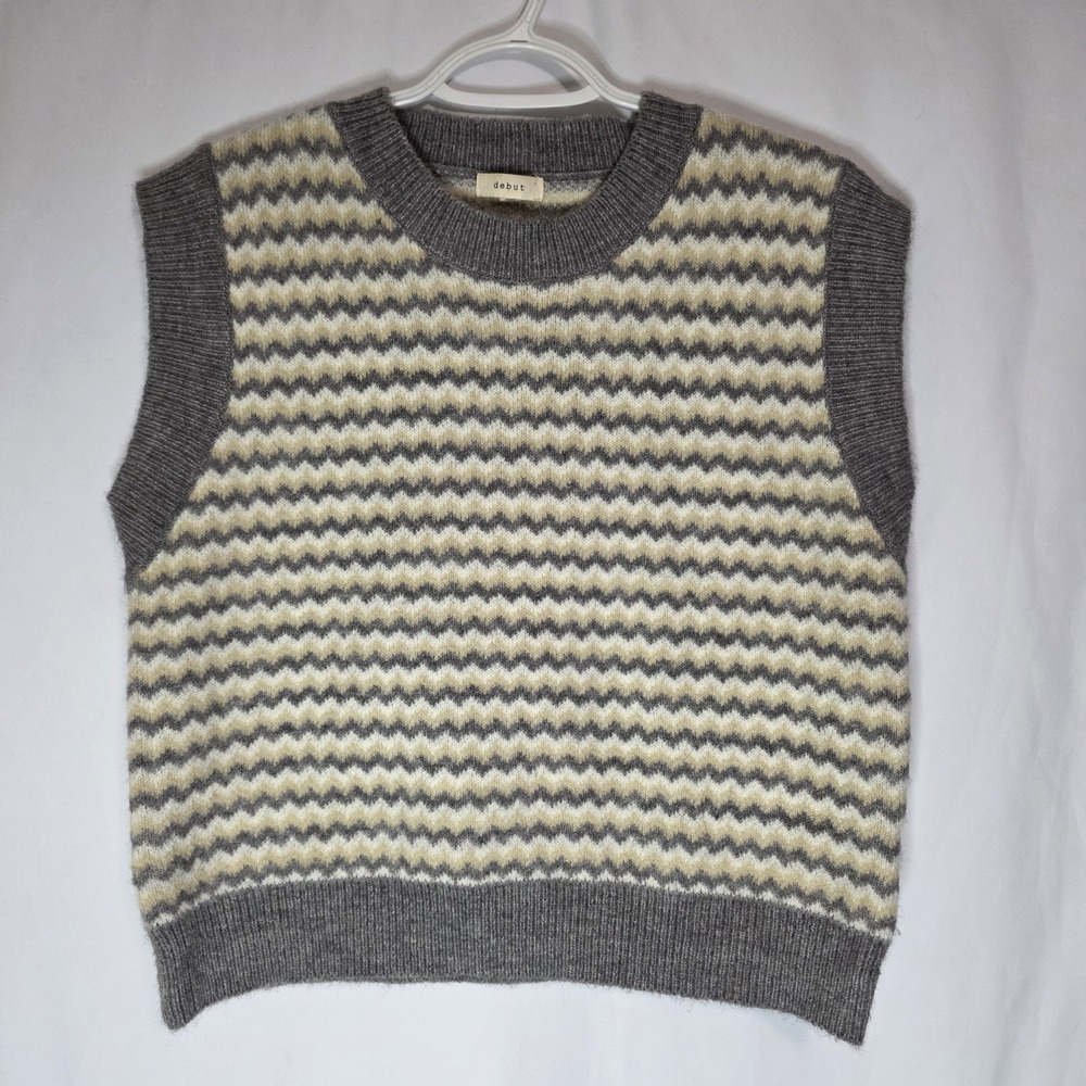 Chevron Knit Sweater Vest Neutral Cozy Cottagecore‎ Soft Girl Layering